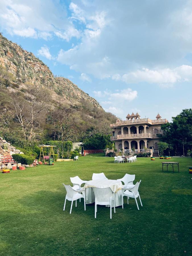 Namanbagh Hotel อัลวาร์ ภายนอก รูปภาพ